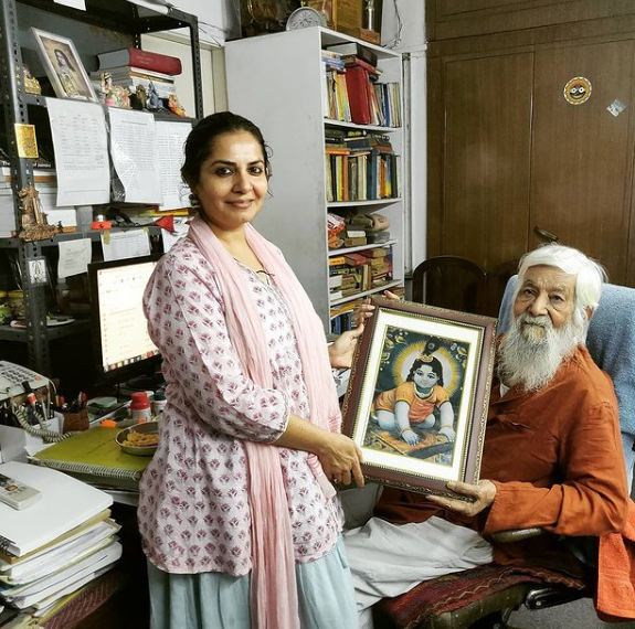 Maneeza Ahuja with her guru