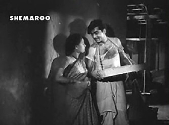 Mehmood in a still from Bollywood film Do Bigha Zamin (1953)