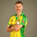 Riley Meredith (Cricketer) Height, Age, Girlfriend, Wife, Children, Family, Biography & More