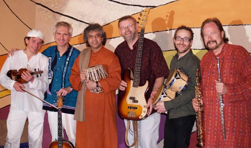 Fazal Qureshi with his band Mynta