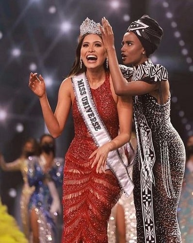 Andrea Meza's being crowned as Miss Universe 2020