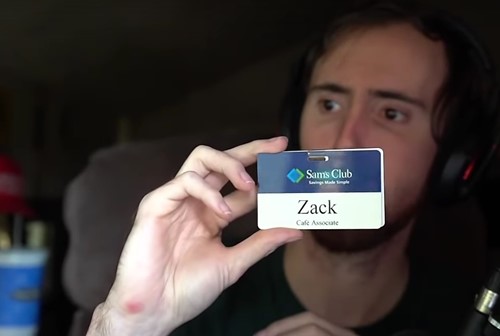 Asmongold showing his Sams Club ID Card during a stream