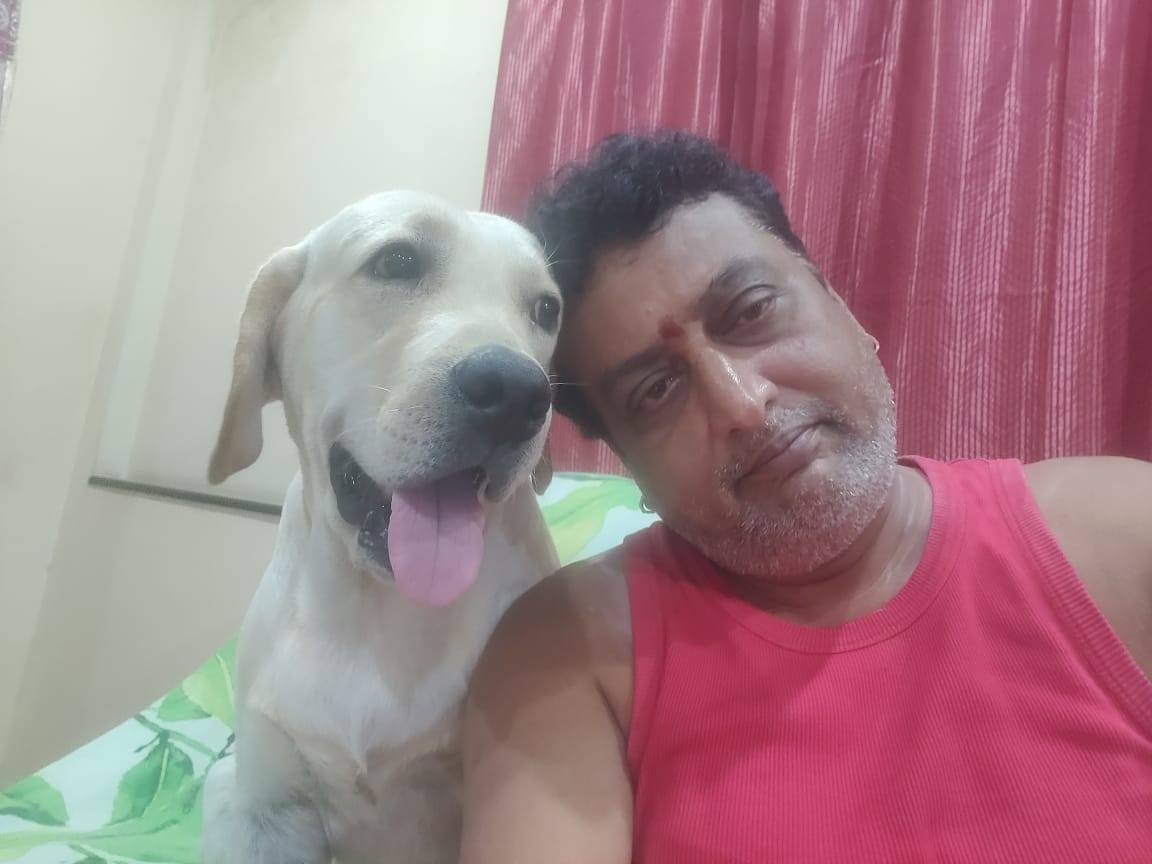 Prudhvi Raj with his pet dog