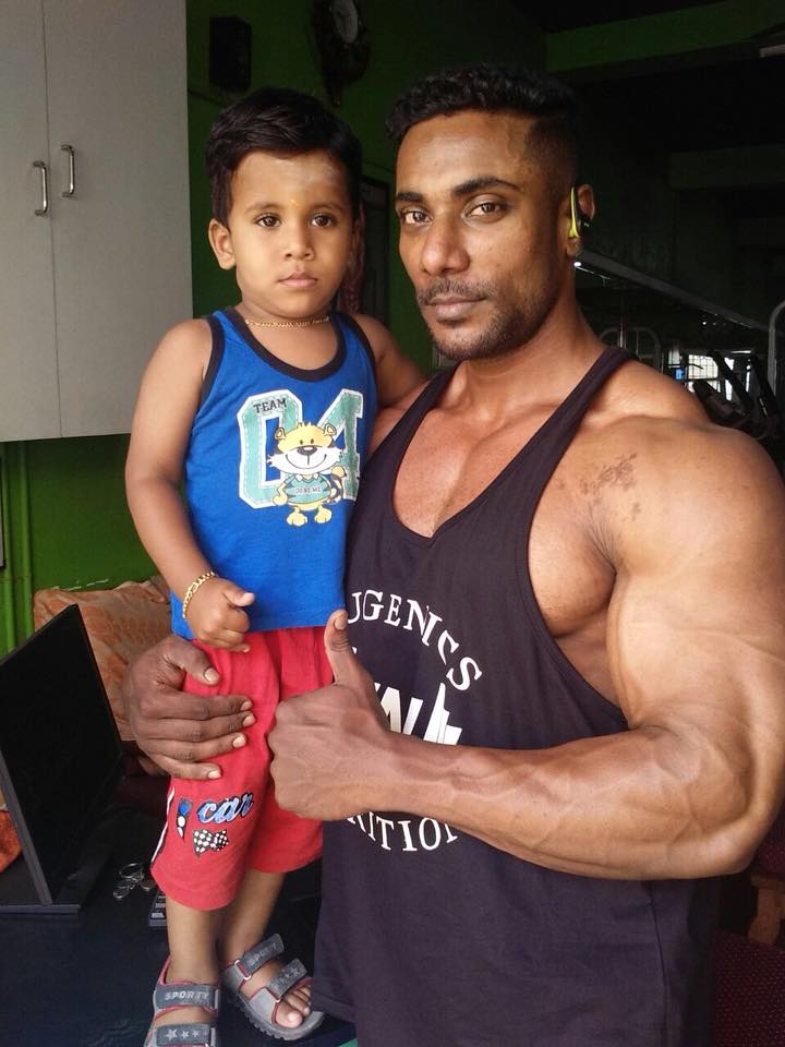 Senthil Kumaran Selvarajan with his son 