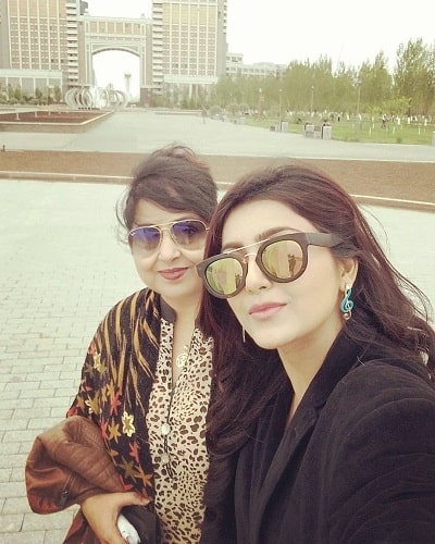Avantika Mishra with her mother