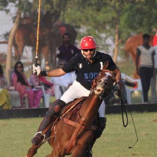 Sunjay Kapur playing Polo