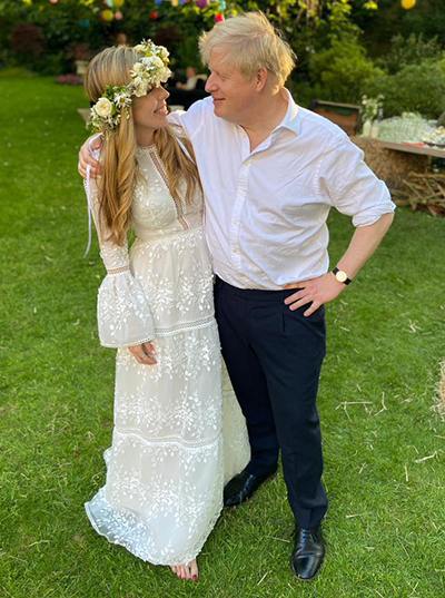 Wedding photograph of Carrie Symonds and Boris Johnson