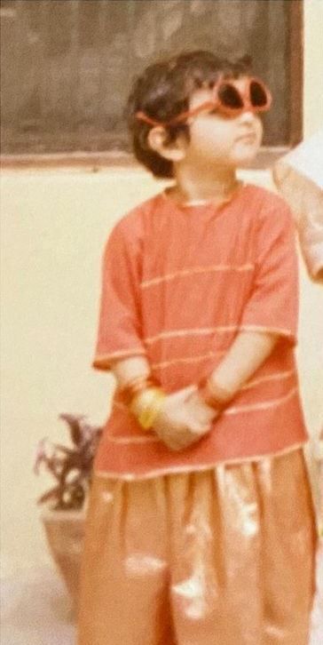 Yumna Zaidi's childhood picture