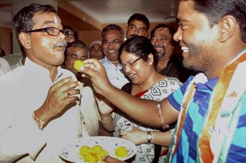 Abhijit Mukherjee celebrating his Jangipur poll victory in 2012