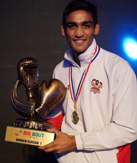 Ashish Kumar as the winner of the Big Bout League 2019