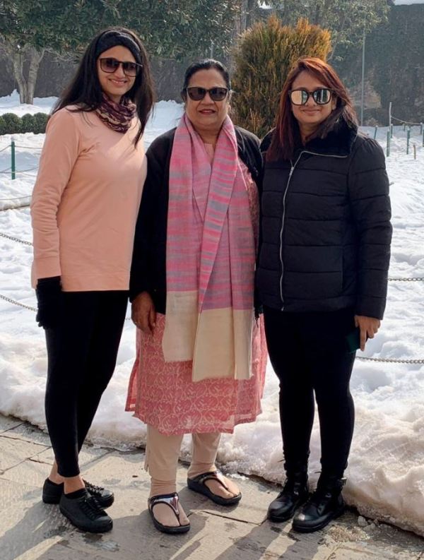 Darshana Jardosh with her daughters-in-law