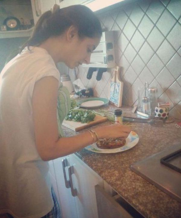Sarwat Gilani preparing a meal for her children