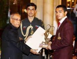 Vikas Krishan Yadav receiving Arjuna Award