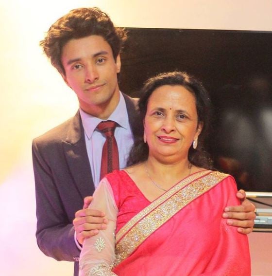 Aksh Baghla with his mother