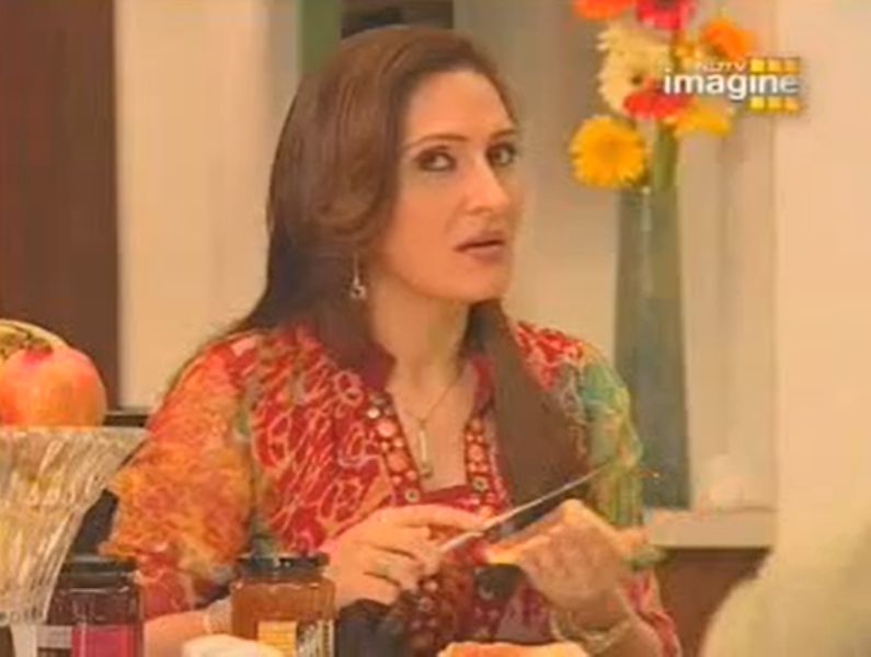 Juhi Babbar's debut tv serial Ghar Ki Baat Hai (2009)
