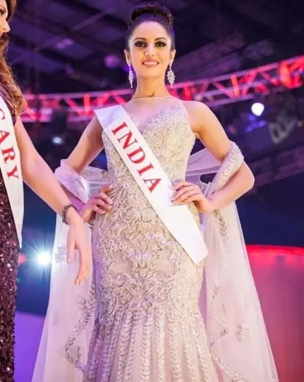 Koyal Rana represents India in Miss World 2014