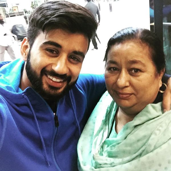 Manpreet Singh with his mother