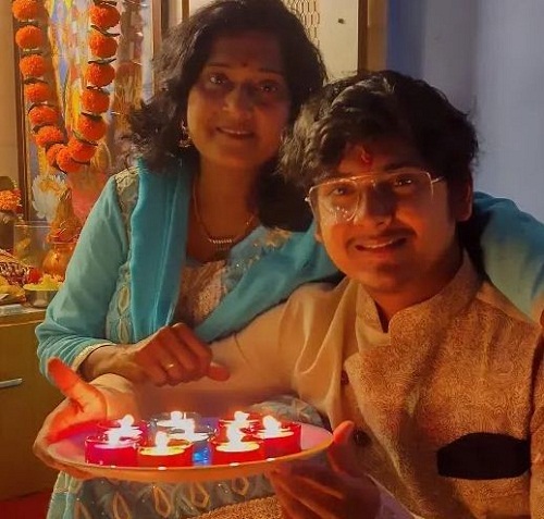 Naman Mathur with his mother