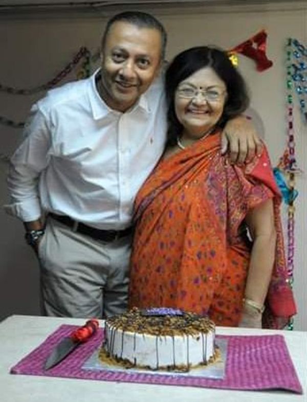 Tarla Dalal with son Sanjay Dalal