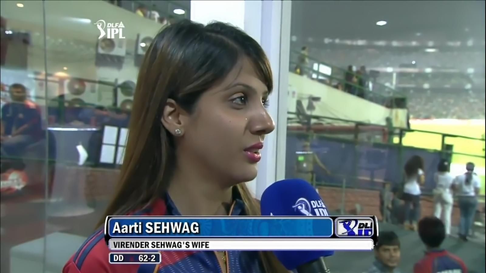 Aarti Sehwag in the IPL match