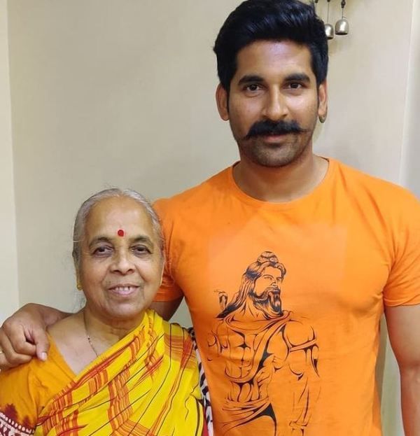 Akshay Waghmare with his mother