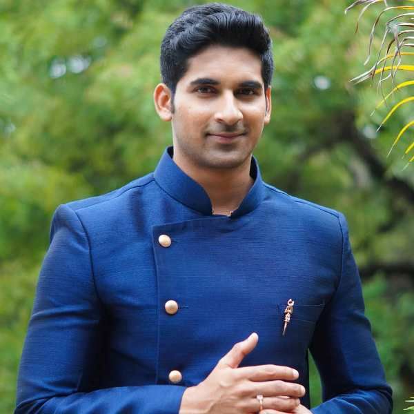 Akshay Waghmare Height, Age, Girlfriend, Wife, Family, Biography & More ...