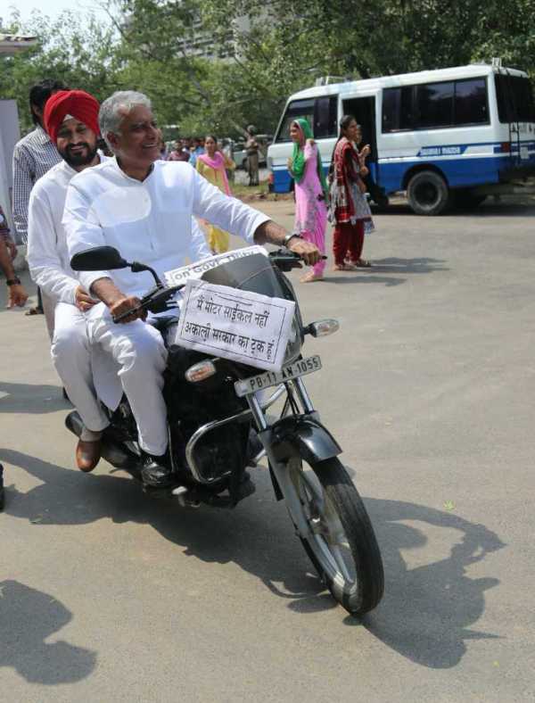 Charanjit Singh Channi reached the Punjab Bhawan, riding pillion on a motorcycle driven by Sunil Jakhar, former PPCC chief