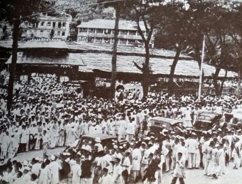 Gowalia Tank Maidan, Mumbai during the Quit India Movement headed by Mahatma Gandhi