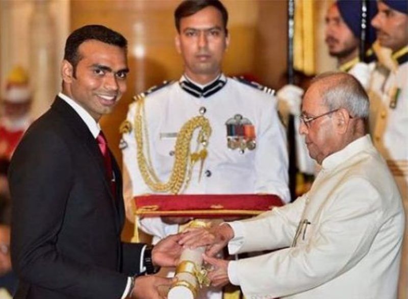 P. R. Sreejesh receiving India's fourth highest civilian award 'Padma Shri' from the President of India Pranab Kumar-Mukherjee