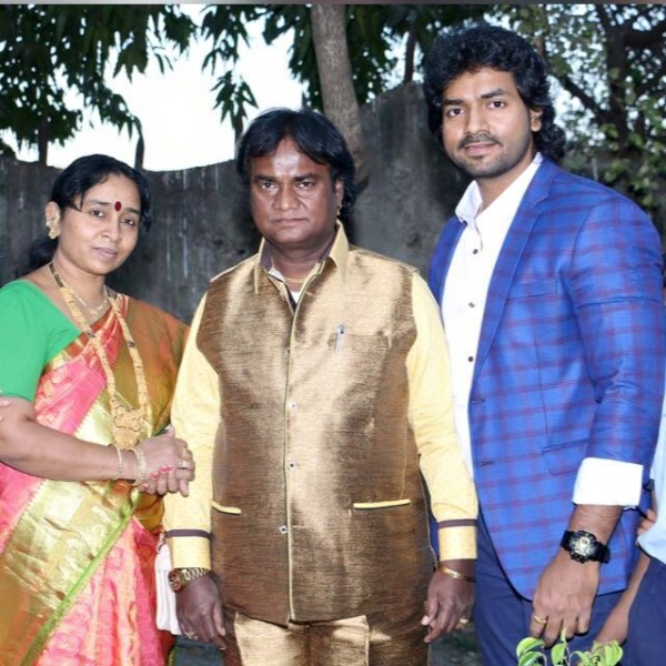 Utkarsh Anand Shinde with his parents