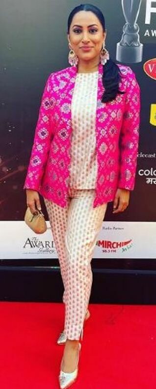 Actress Kranti Redkar