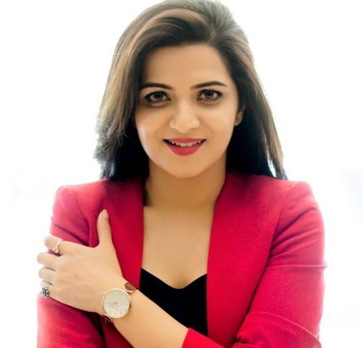 709px x 680px - Dhivyadharshini Height, Age, Boyfriend, Husband, Family, Biography & More Â»  StarsUnfolded