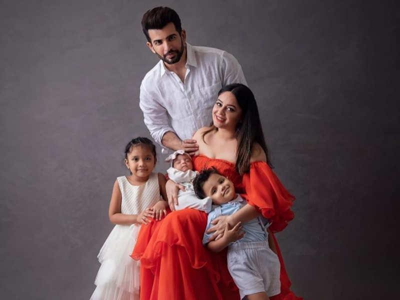 Jai Bhanushali with his adopted children and wife