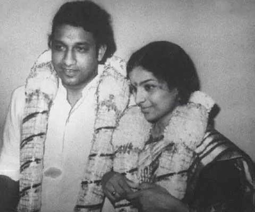 Nedumudi Venu's wedding photo with his wife TR Susheela
