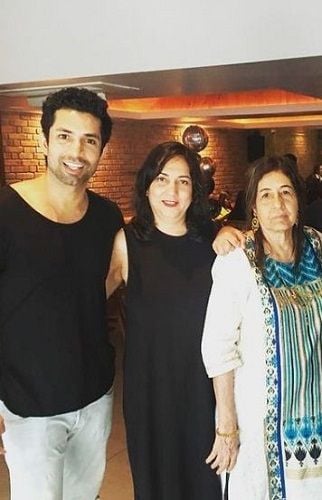 Sahil Shroff with his mother (extreme right)