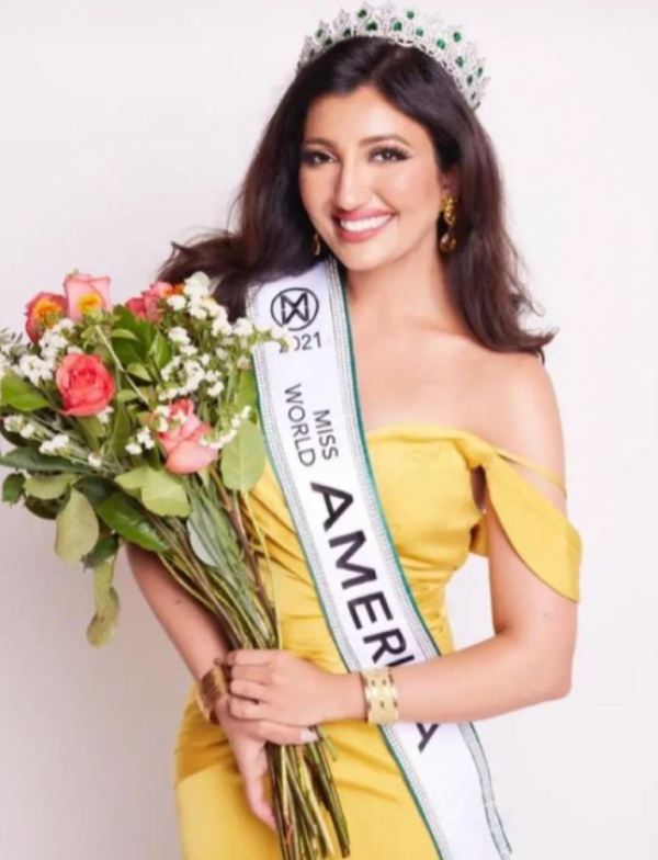 Shree Saini after winning the title Miss World America in 2021