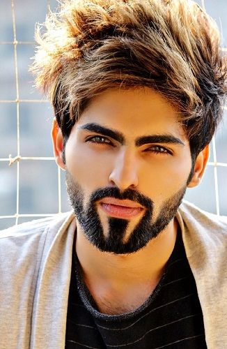 Jubin Shah Height, Age, Girlfriend, Wife, Family, Biography & More ...