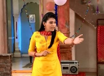 Poonam as Maya in the show 'Do Dil Bandhe Ek Dori Se'