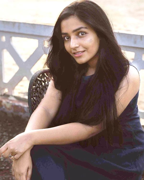 Rajisha Vijayan Height, Age, Boyfriend, Husband, Family, Biography & More Â»  StarsUnfolded