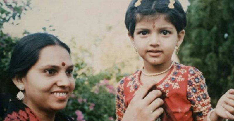 Hamsa Nandini in her childhood with her mother