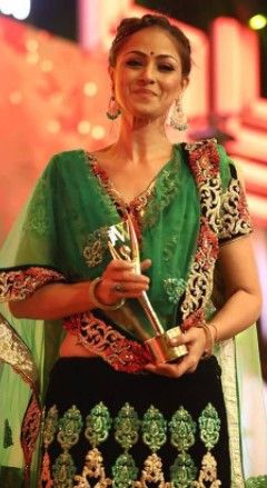 Simran wins Award for Excellence