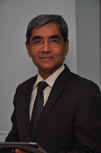 Dr. Rajesh Shah Age, Wife, Children, Family, Biography & More ...