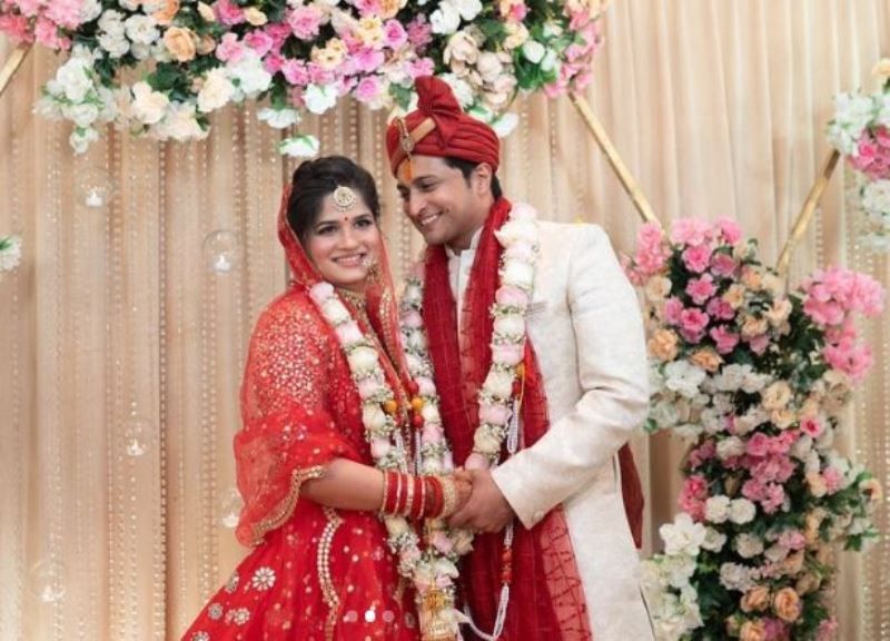 Mahima Mishra and Yash Pandit wedding picture