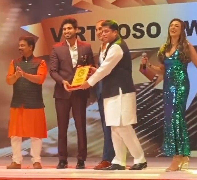 Anil Rathod while receiving best Model award in 2019