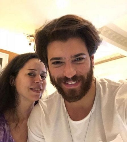 Can Yaman and his mother
