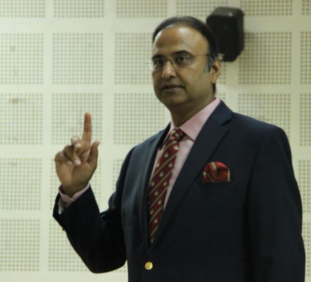 Charu Sharma delivering a guest lecture at MICA in November 2022