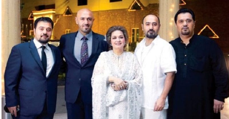 Hamza Ali Butt with his brothers and mother