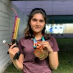Esha Singh (Pistol Shooter) Height, Age, Family, Biography & More