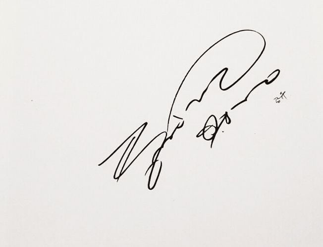 Gong Yoo's autograph
