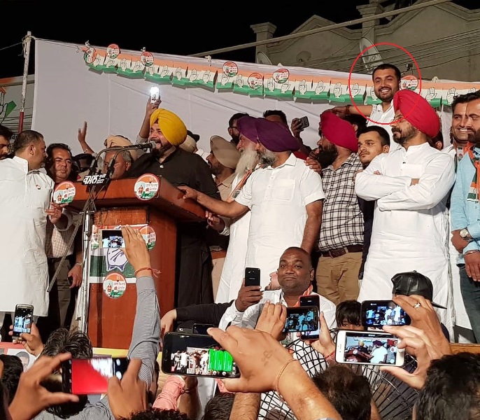 Jagdeep Kamboj with Navjot Singh Sidhu campaigning for Congress in Shahkot assembly constituency in 2018